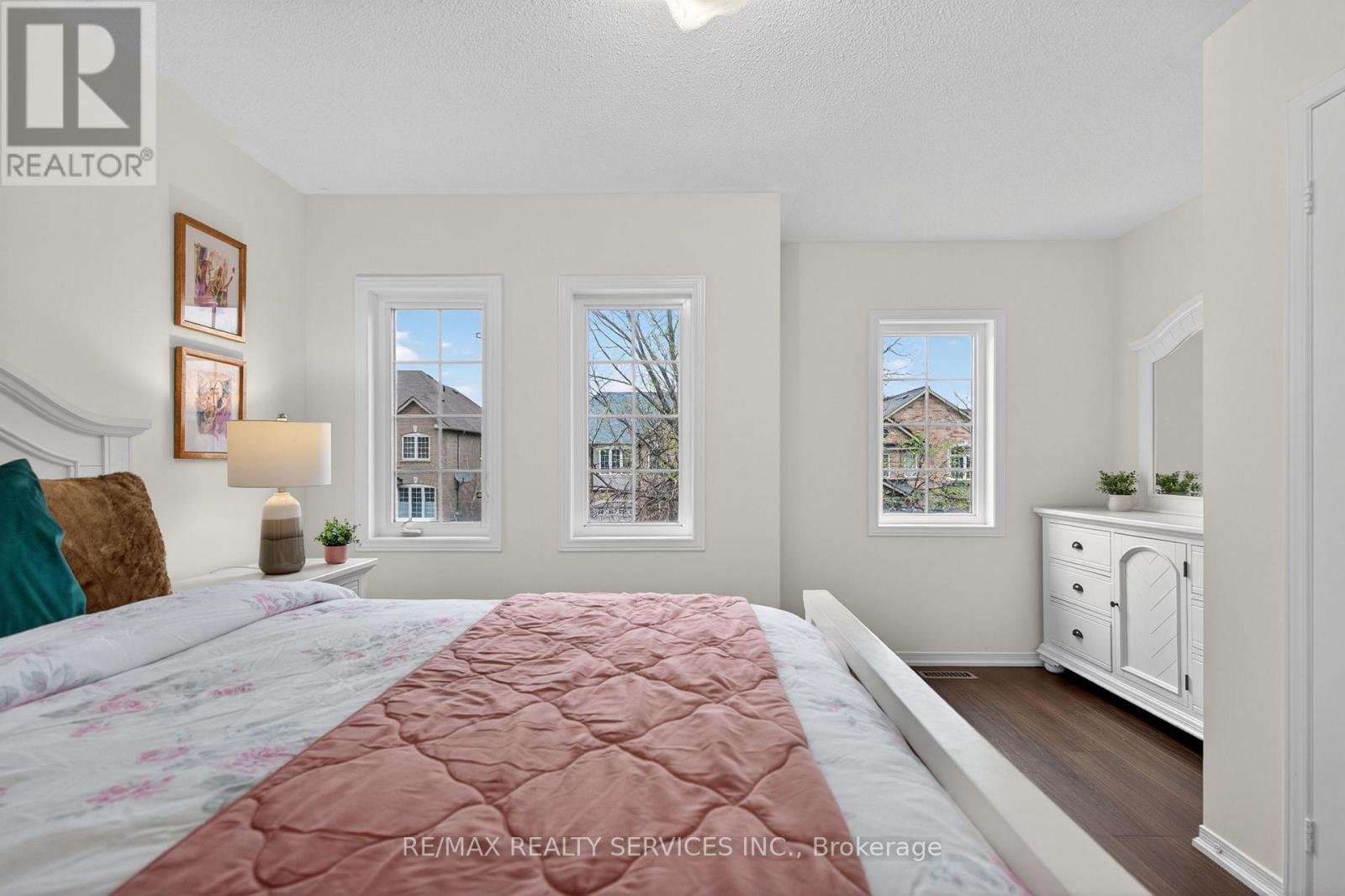 12 Nutwood Way, Brampton, Ontario  L6R 0X7 - Photo 30 - W13094476
