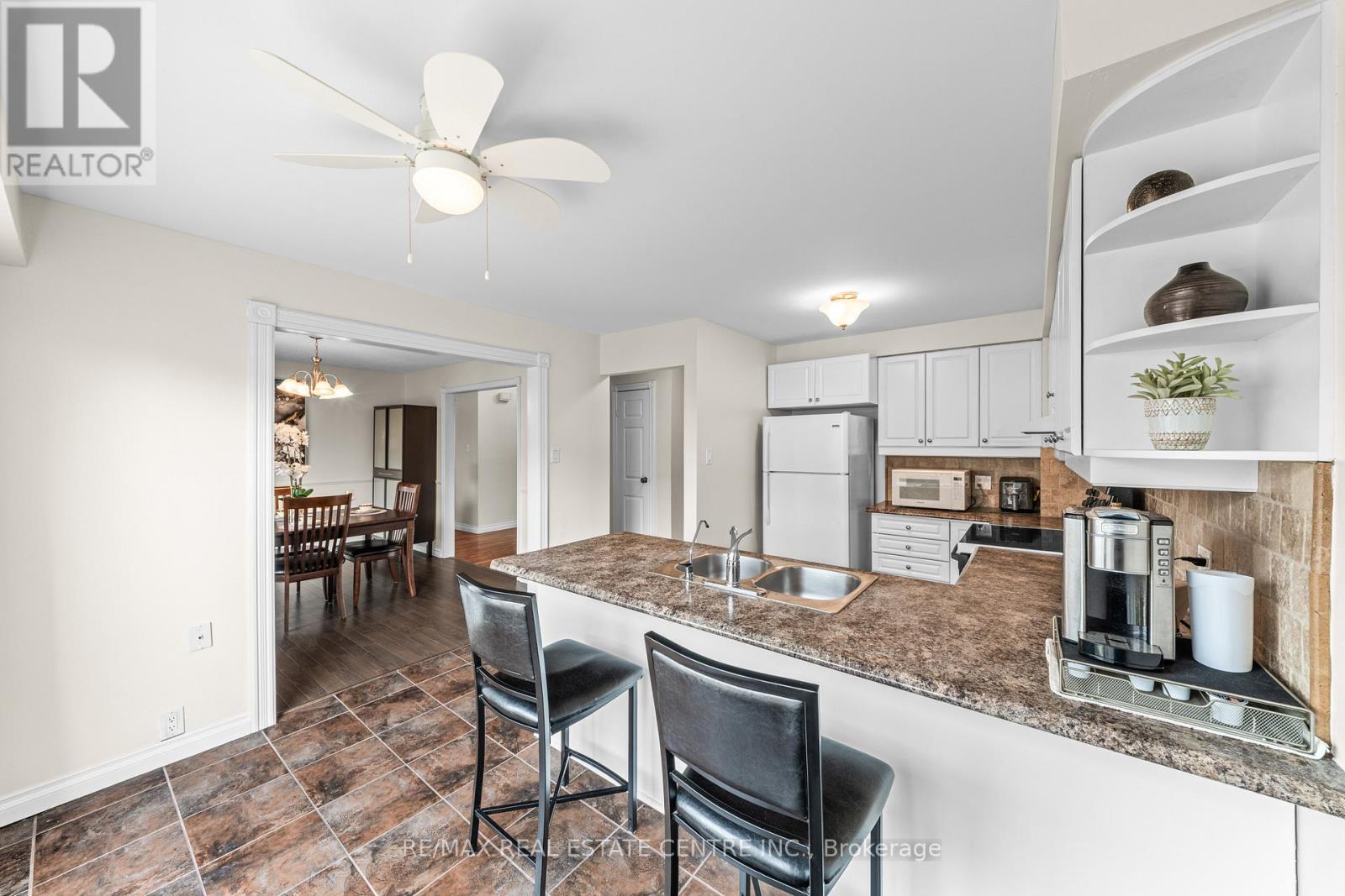 98 Mikado Crescent, Brampton, Ontario  L6S 3R7 - Photo 20 - W13094486