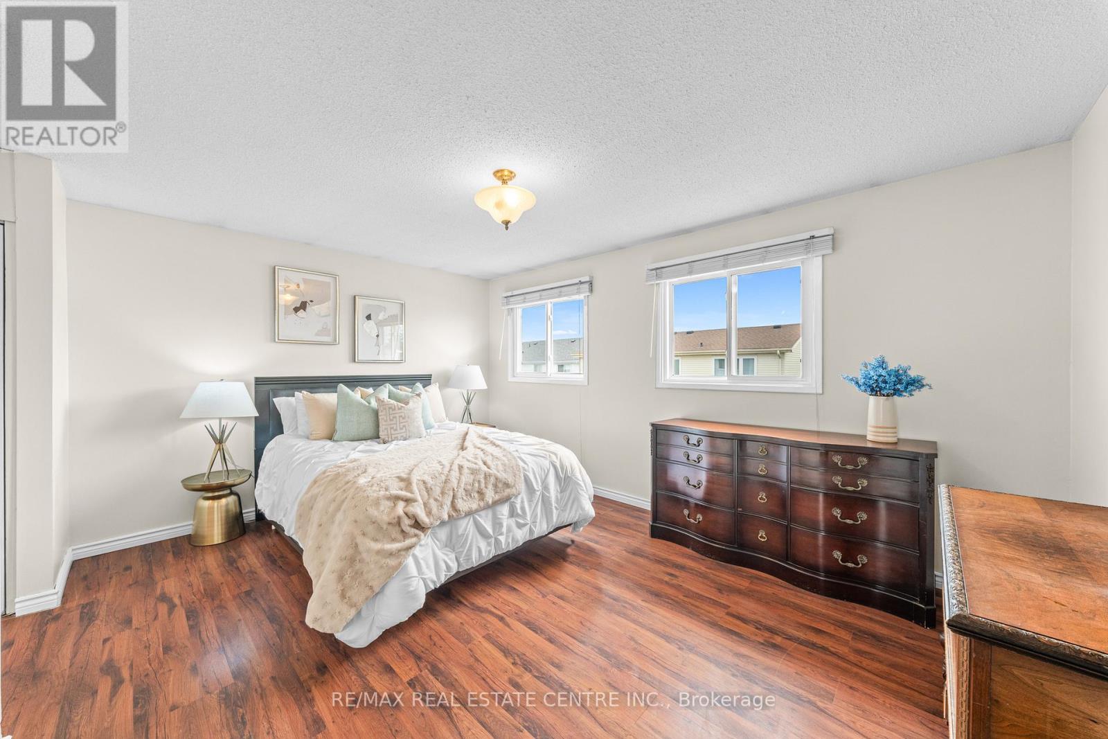 98 Mikado Crescent, Brampton, Ontario  L6S 3R7 - Photo 32 - W13094486