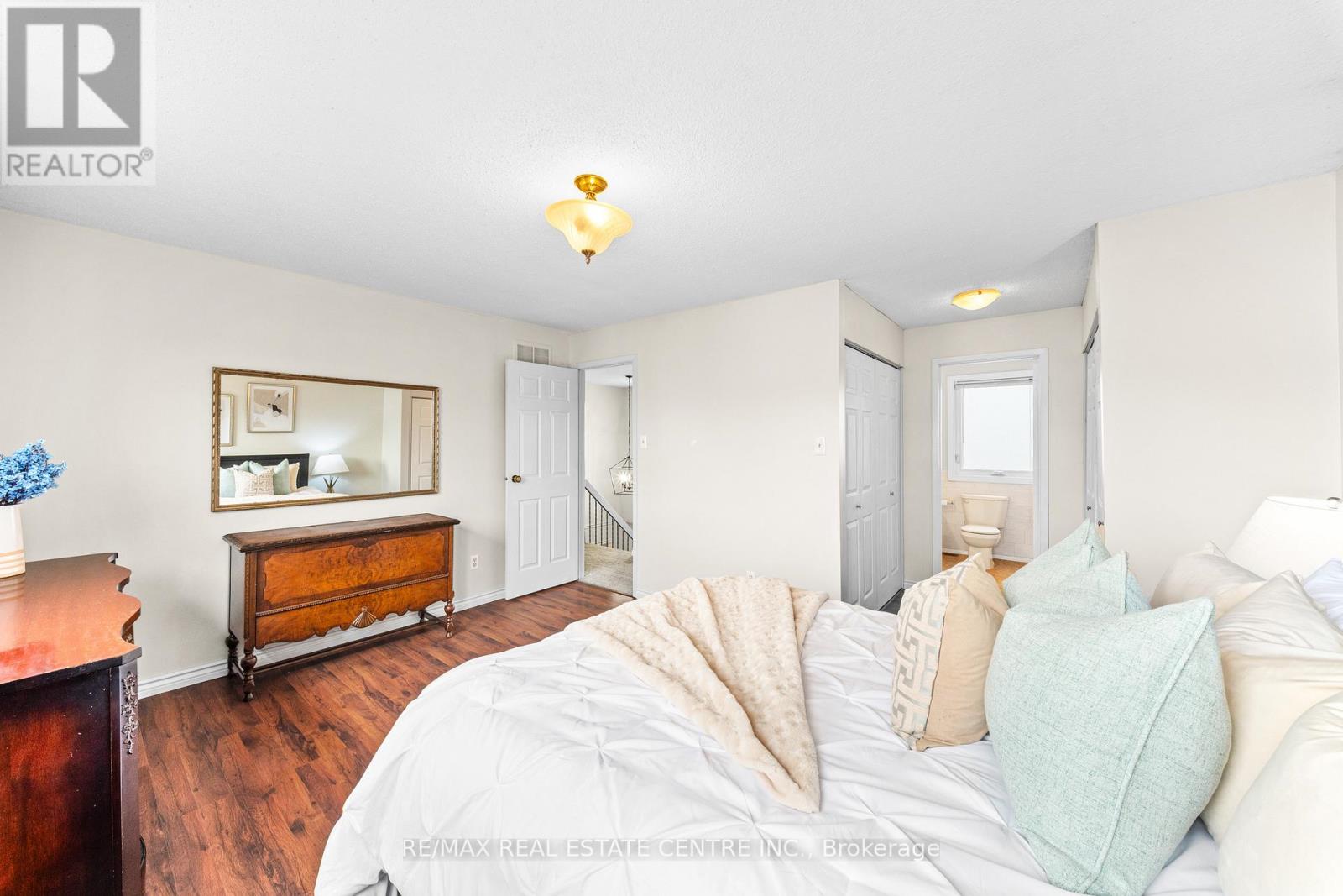 98 Mikado Crescent, Brampton, Ontario  L6S 3R7 - Photo 33 - W13094486