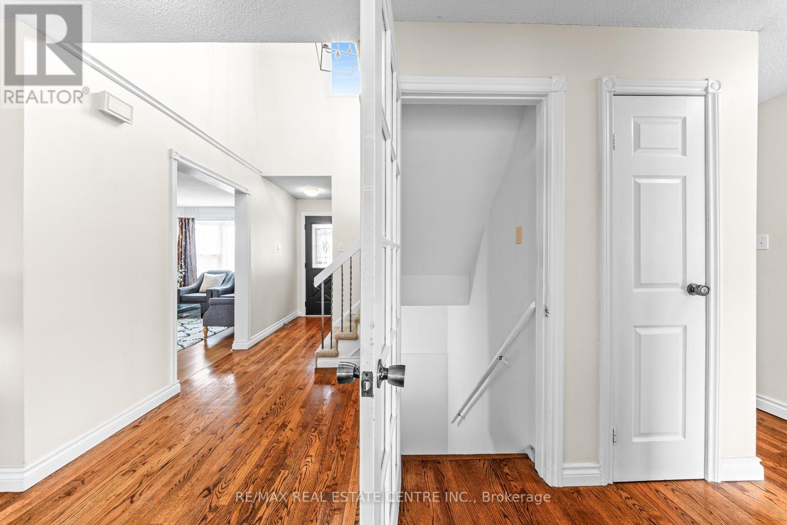 98 Mikado Crescent, Brampton, Ontario  L6S 3R7 - Photo 45 - W13094486
