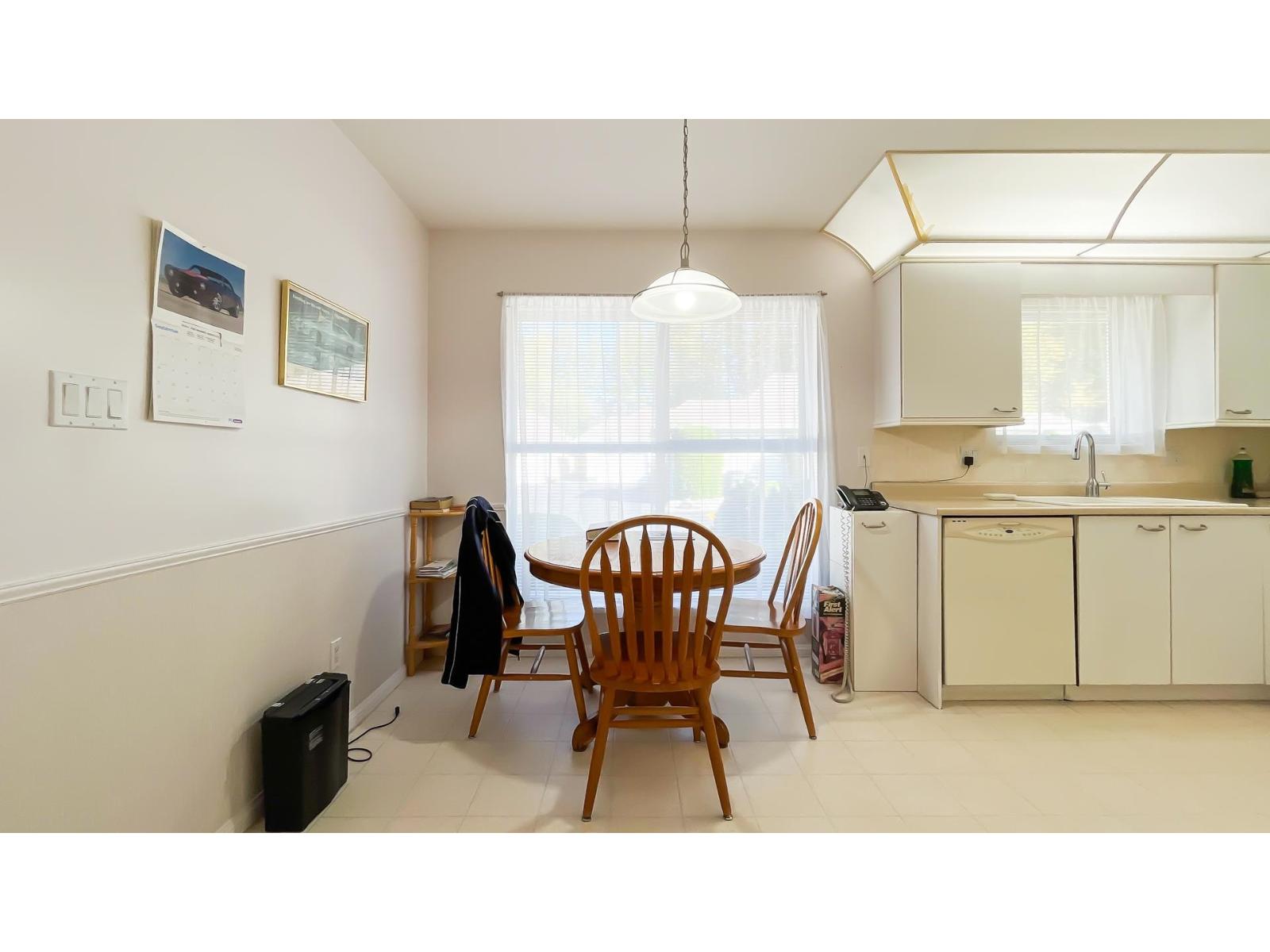 105 10172 141 Street, Surrey, British Columbia  V3T 4P6 - Photo 14 - R3120053
