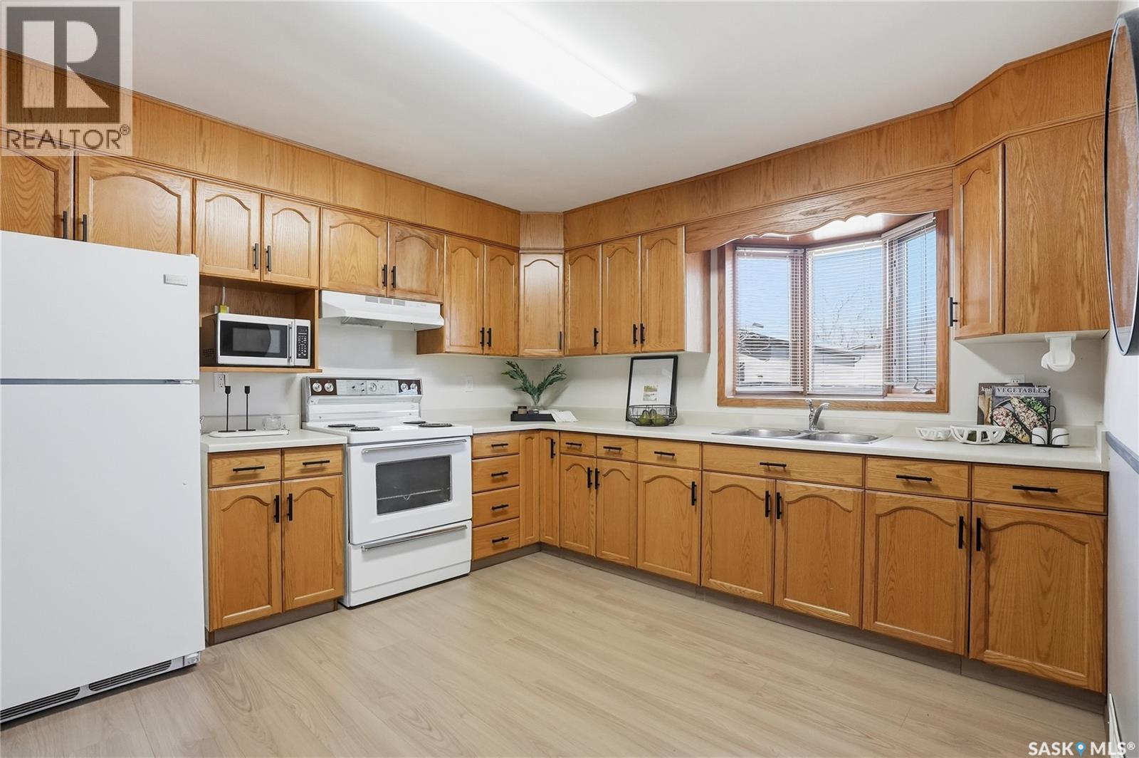 906 I Avenue S, Saskatoon, Saskatchewan  S7M 1Z4 - Photo 13 - SK035167