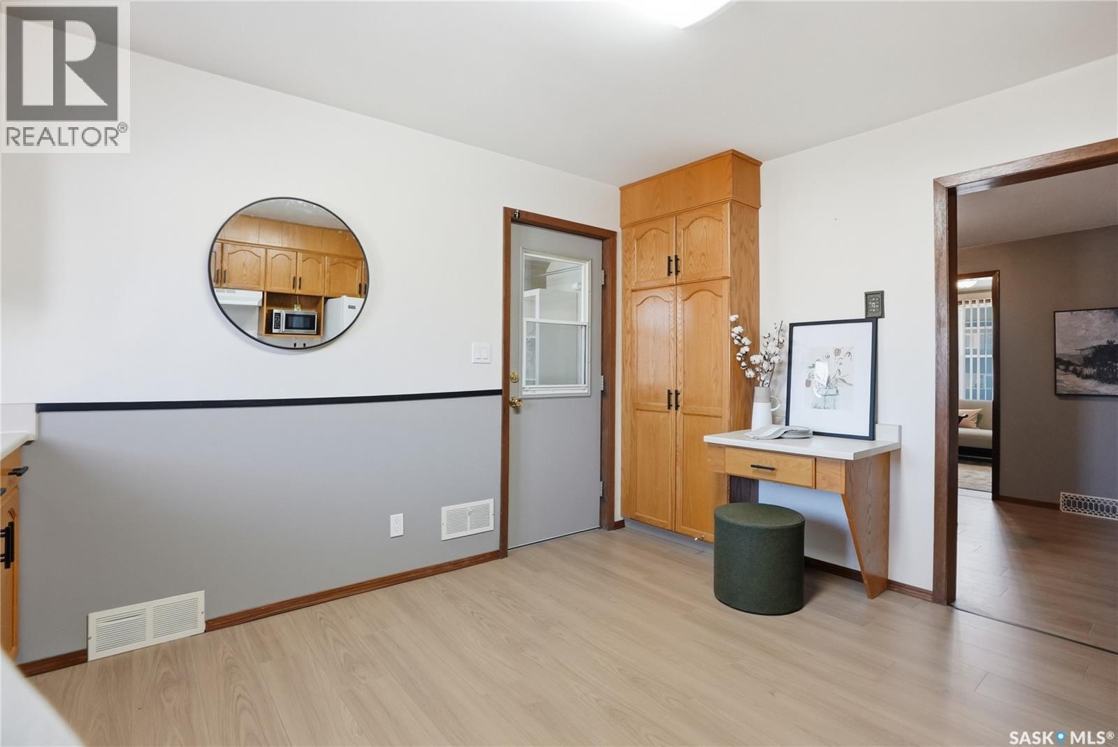 906 I Avenue S, Saskatoon, Saskatchewan  S7M 1Z4 - Photo 17 - SK035167
