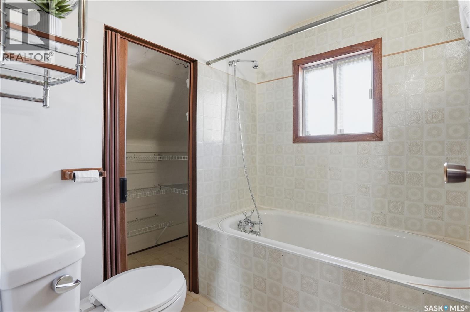 906 I Avenue S, Saskatoon, Saskatchewan  S7M 1Z4 - Photo 28 - SK035167