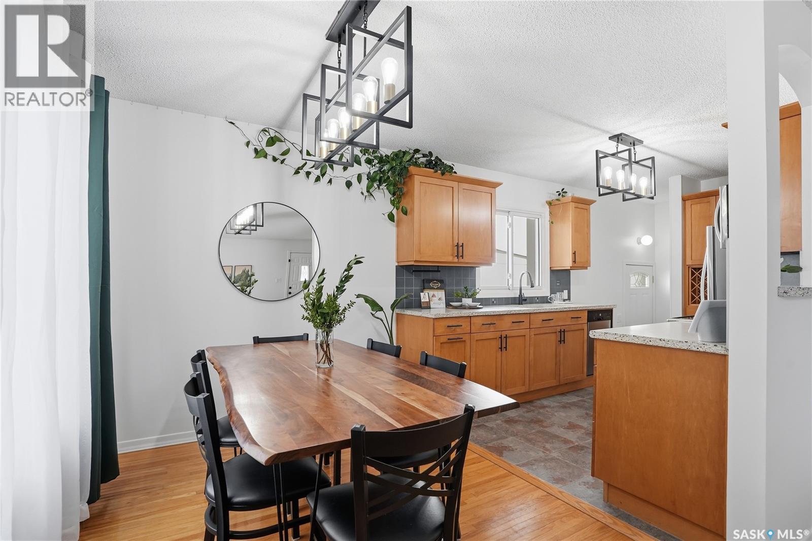 1722 Alexandra Avenue, Saskatoon, Saskatchewan  S7K 3C5 - Photo 10 - SK035146