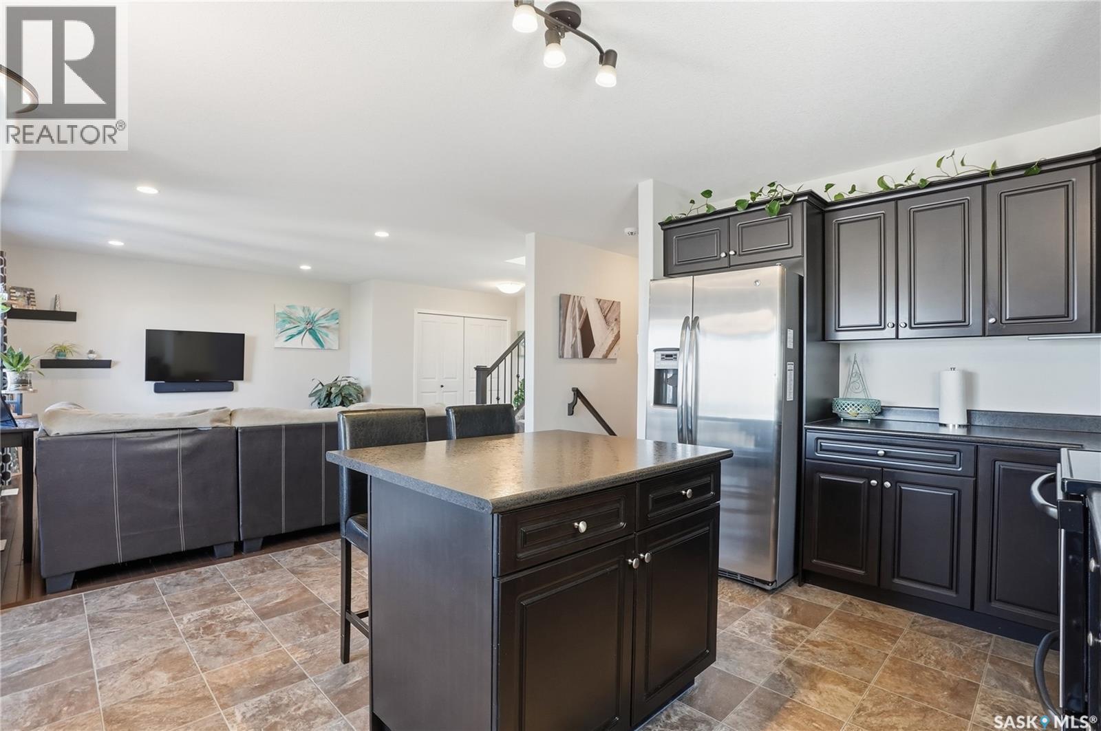 303 Stone Terrace, Martensville, Saskatchewan  S0K 0A2 - Photo 12 - SK035096