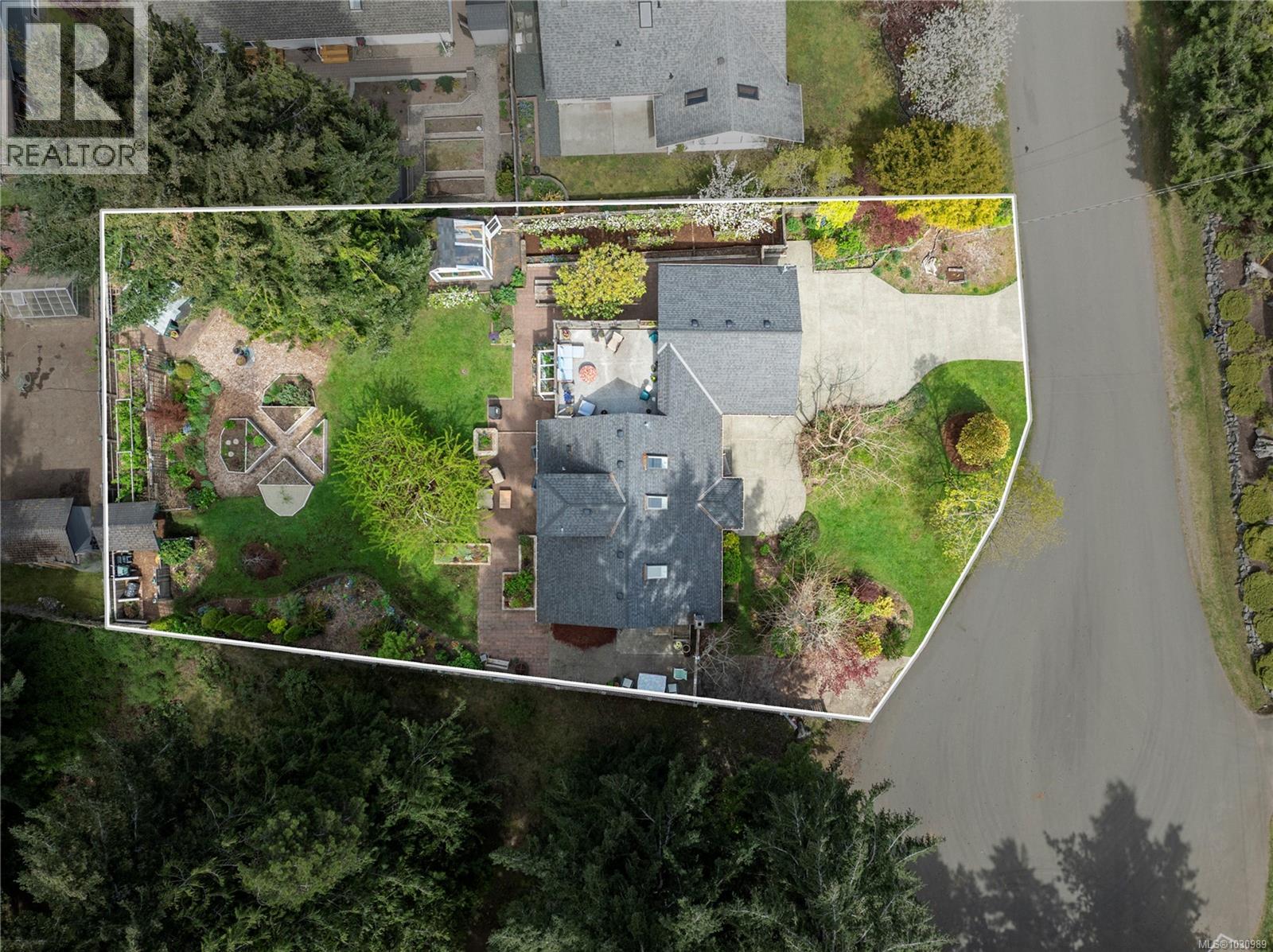 703 Hemsworth Rd, Qualicum Beach, British Columbia  V9K 1M2 - Photo 17 - 1030989