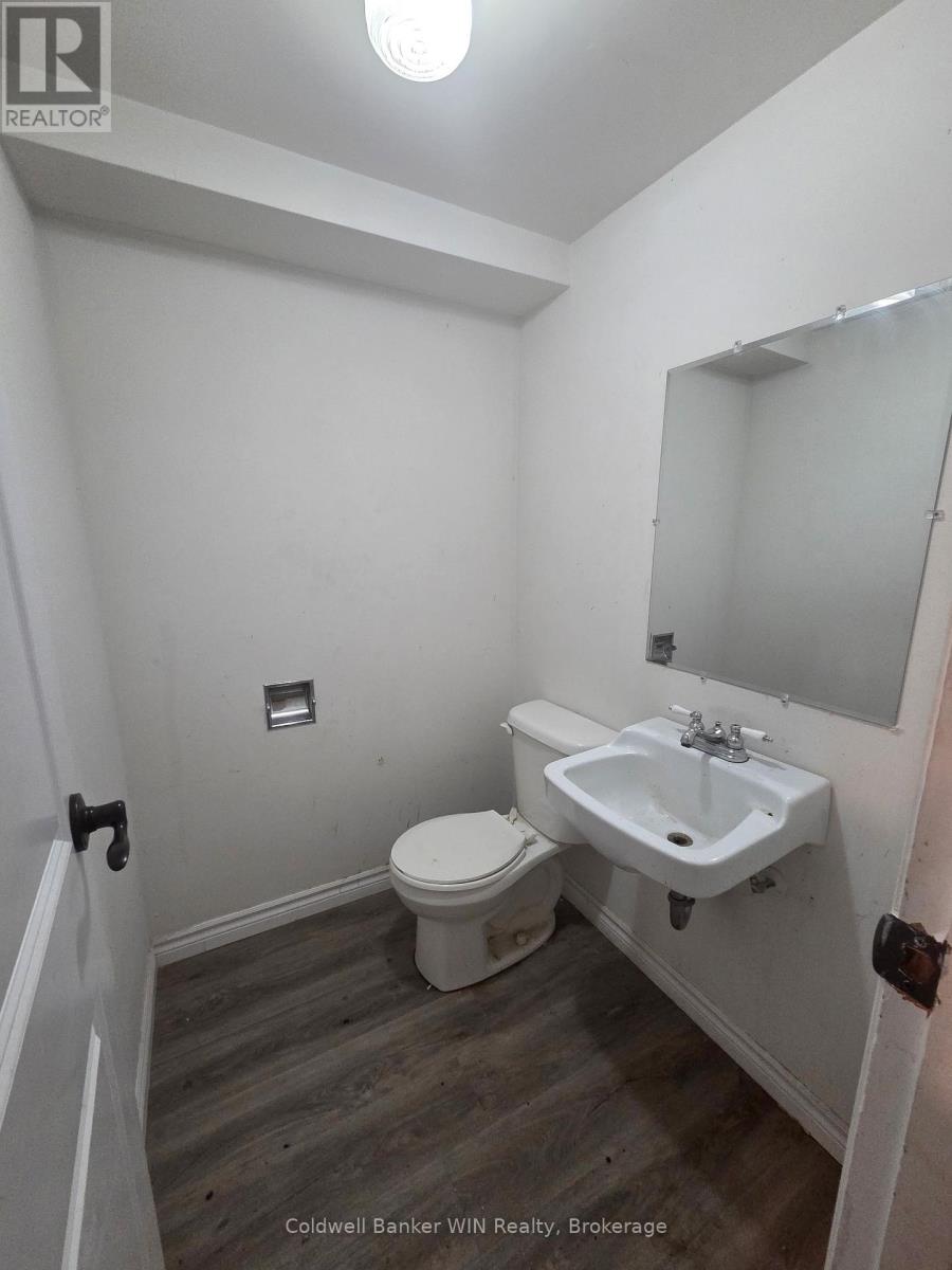 456 Queen Street W, Wellington North, Ontario  N0G 2L3 - Photo 17 - X13093010
