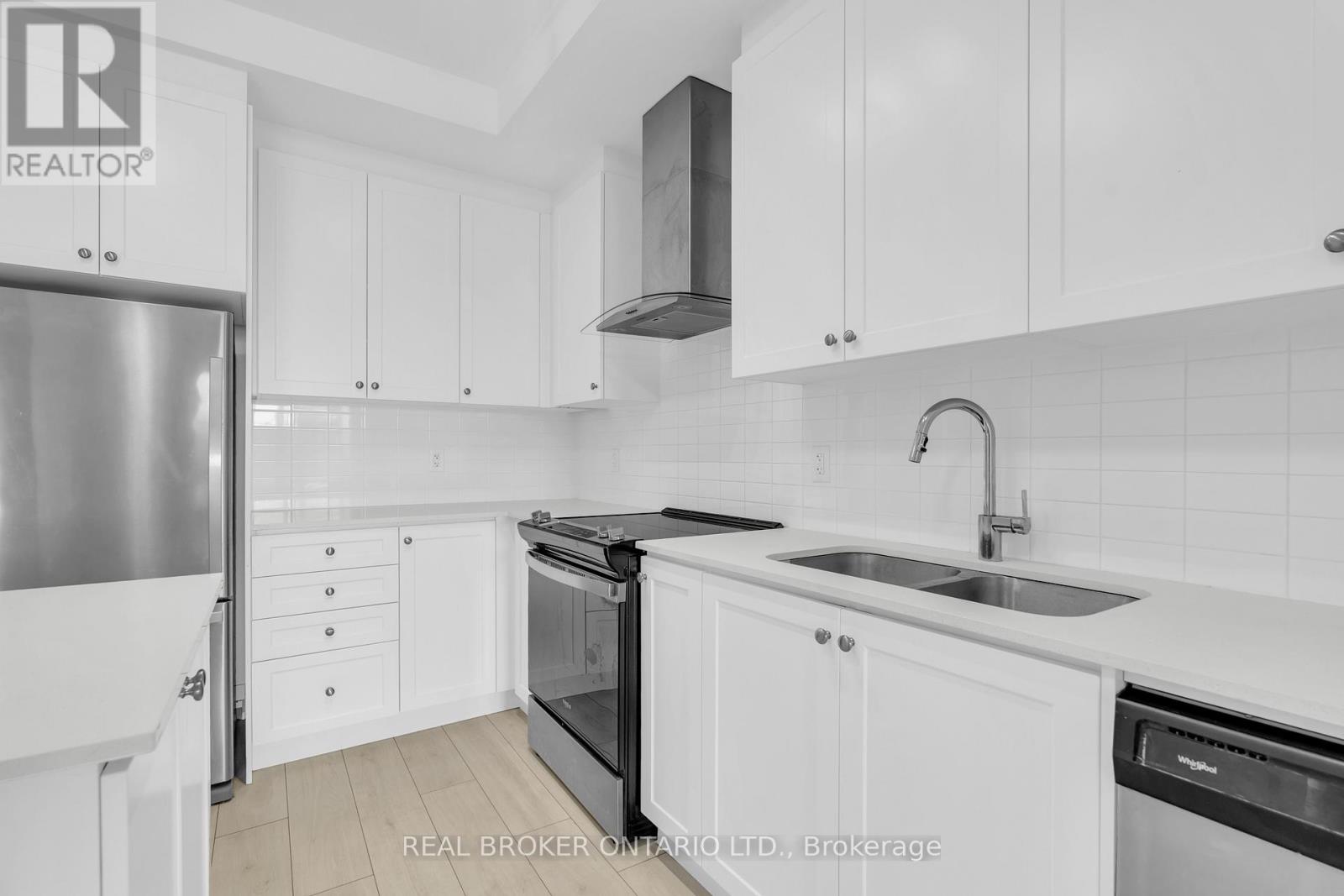 322 - 55 Duke Street W, Kitchener, Ontario  N2H 0C9 - Photo 8 - X13094526