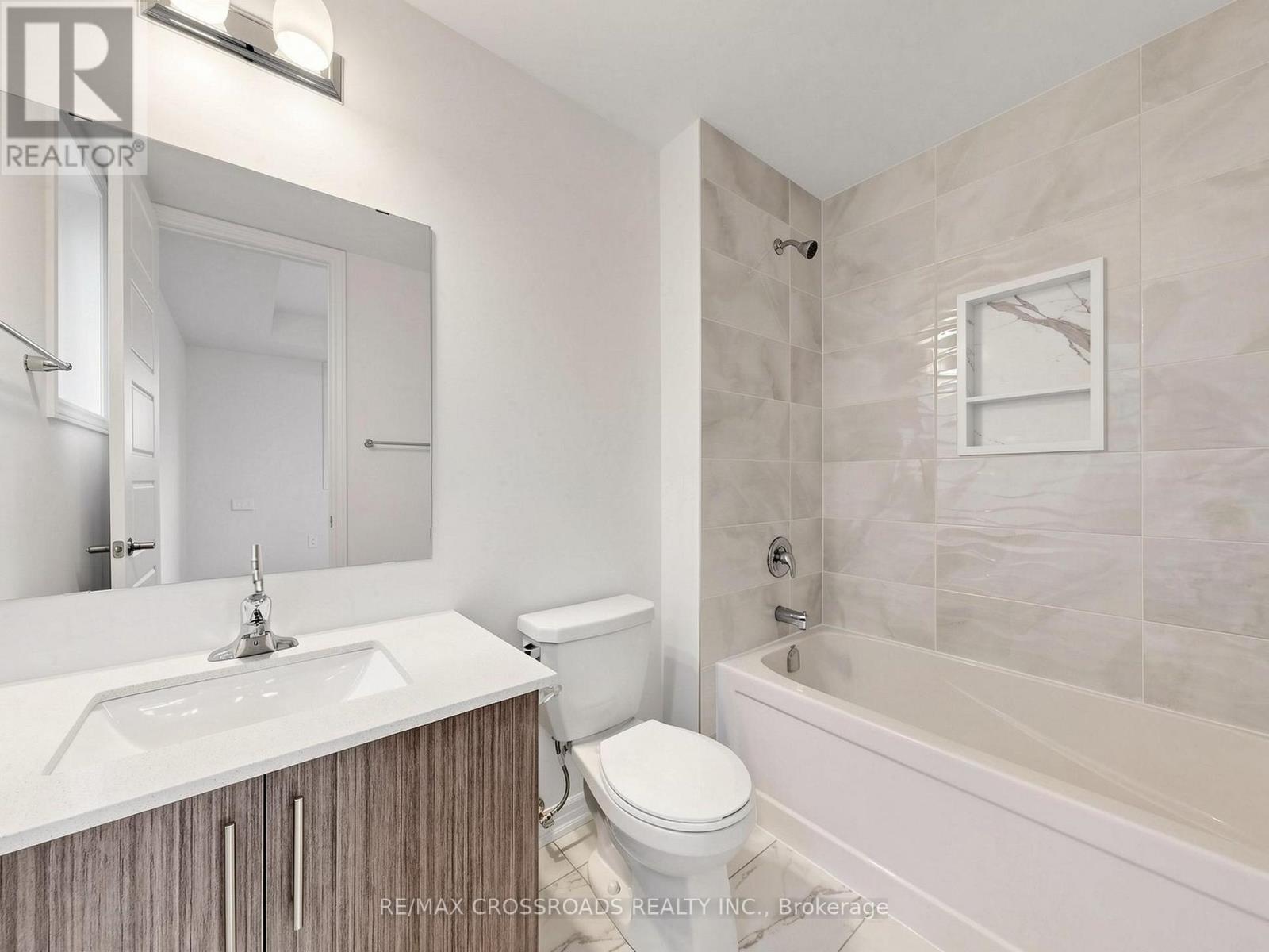2nd Flr - 102 Donald Cameron Crescent, Clarington, Ontario  L1E 0M4 - Photo 16 - E13088944