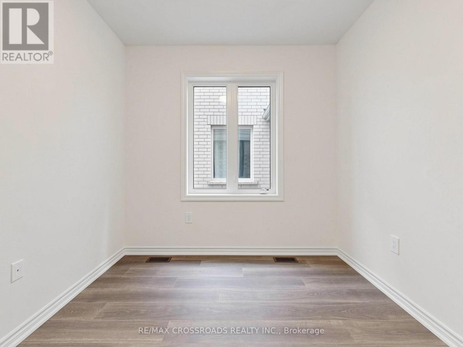 2nd Flr - 102 Donald Cameron Crescent, Clarington, Ontario  L1E 0M4 - Photo 44 - E13088944