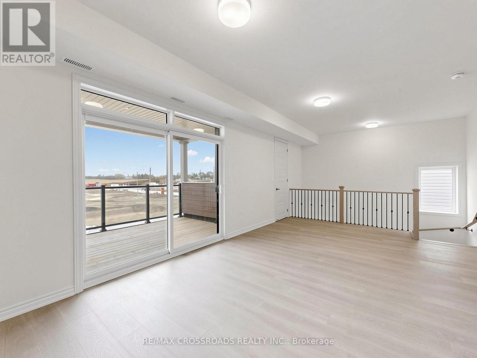 2nd Flr - 102 Donald Cameron Crescent, Clarington, Ontario  L1E 0M4 - Photo 5 - E13088944