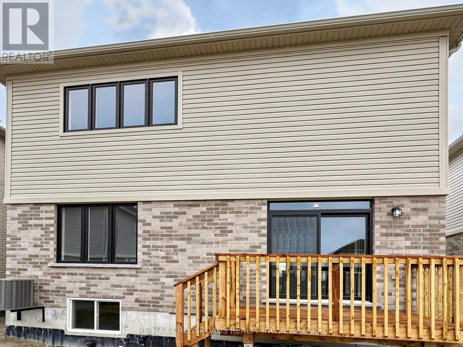 2nd Flr - 102 Donald Cameron Crescent, Clarington, Ontario  L1E 0M4 - Photo 49 - E13088944