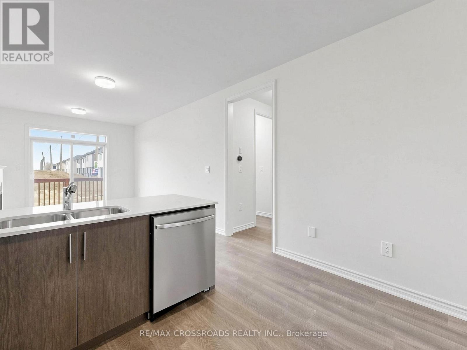 2nd Flr - 102 Donald Cameron Crescent, Clarington, Ontario  L1E 0M4 - Photo 38 - E13088944