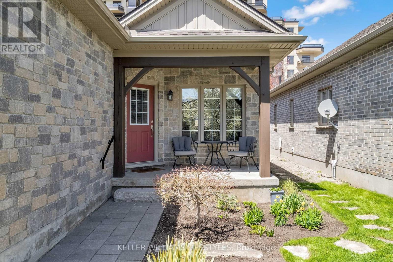 10 - 1144 Coronation Drive, London North, Ontario  N6G 5S1 - Photo 2 - X13094268