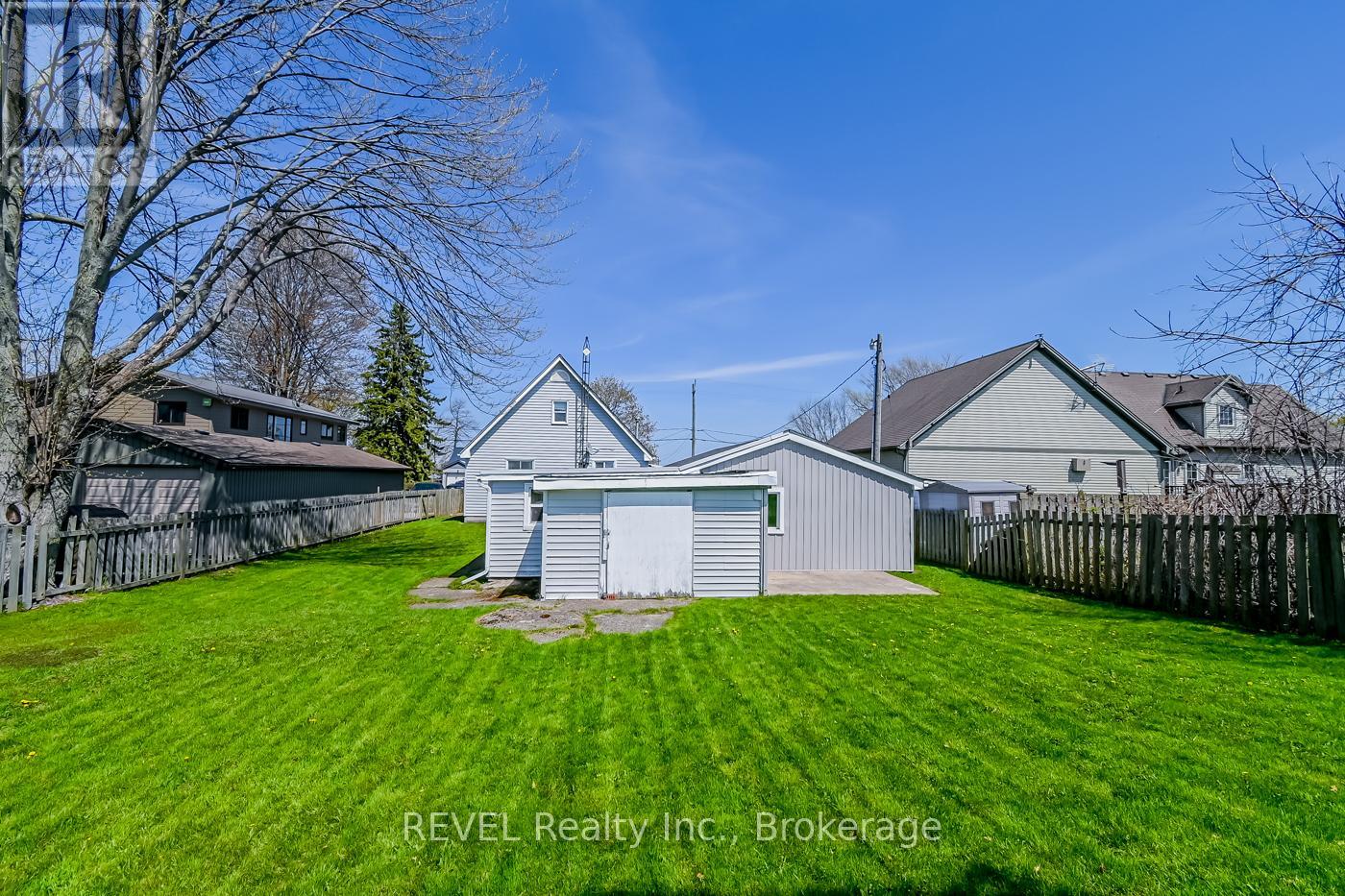 2757 North Shore Drive Drive E, Haldimand, Ontario  N0A 1K0 - Photo 38 - X12928096