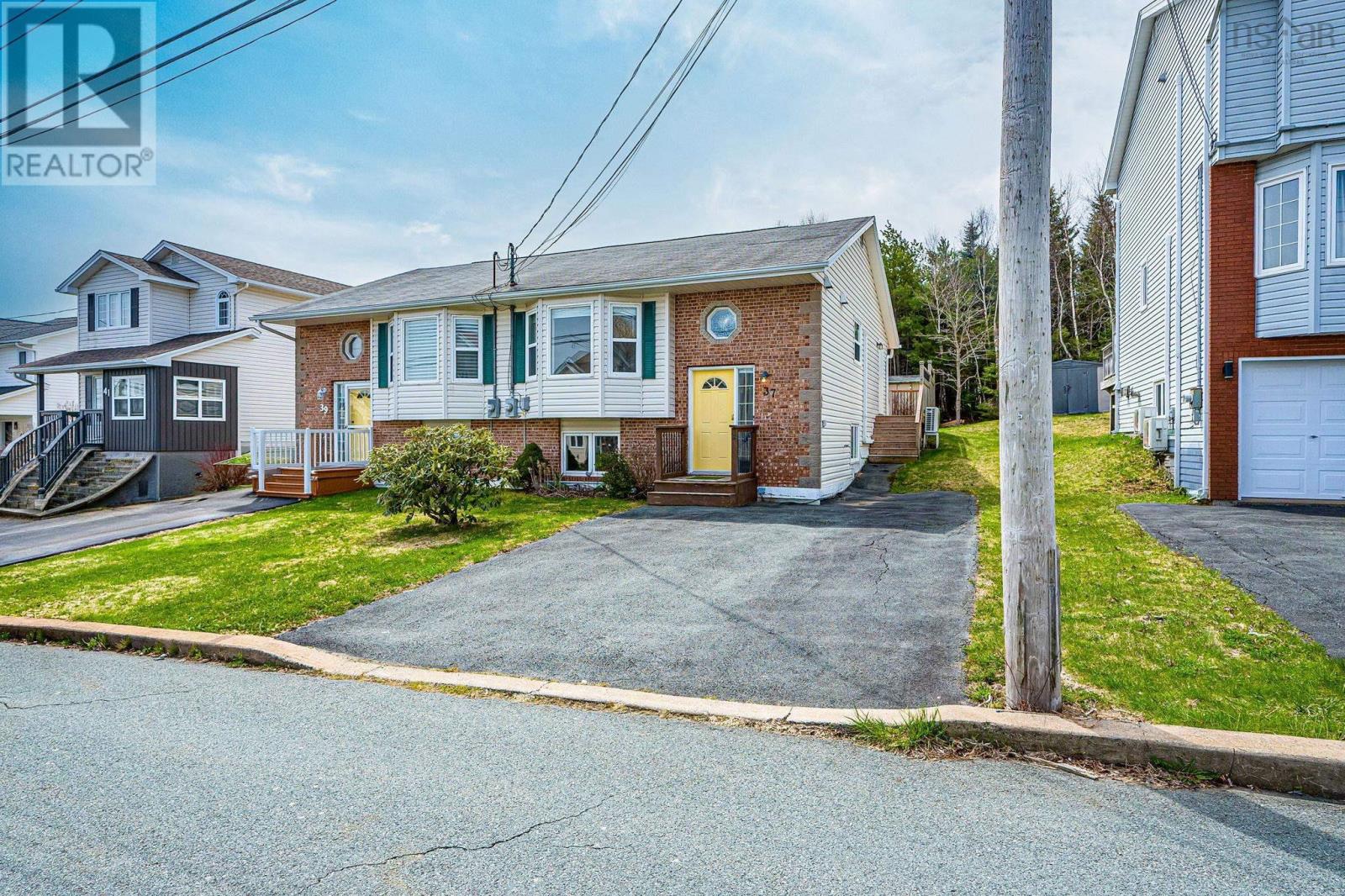 37 Cassandra Drive, Dartmouth, Nova Scotia  B2W 6H4 - Photo 2 - 202610010