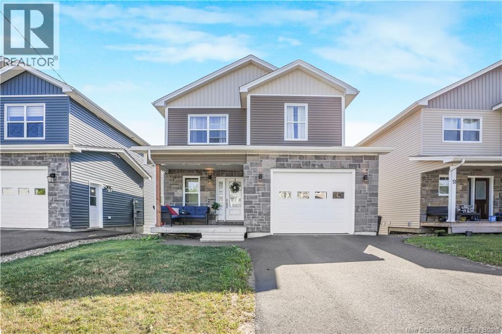 45 Weavers Way, Fredericton, New Brunswick  E3A 3P8 - Photo 1 - NB135401
