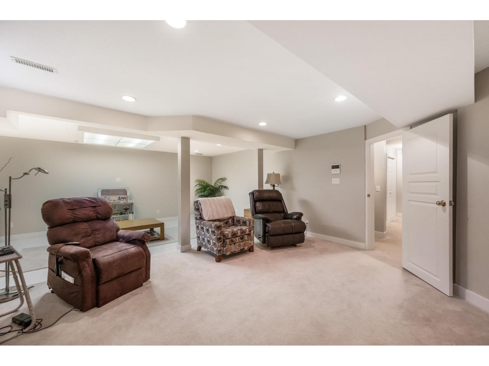 8428 215 Street, Langley, British Columbia  V1M 2M1 - Photo 27 - R3119738