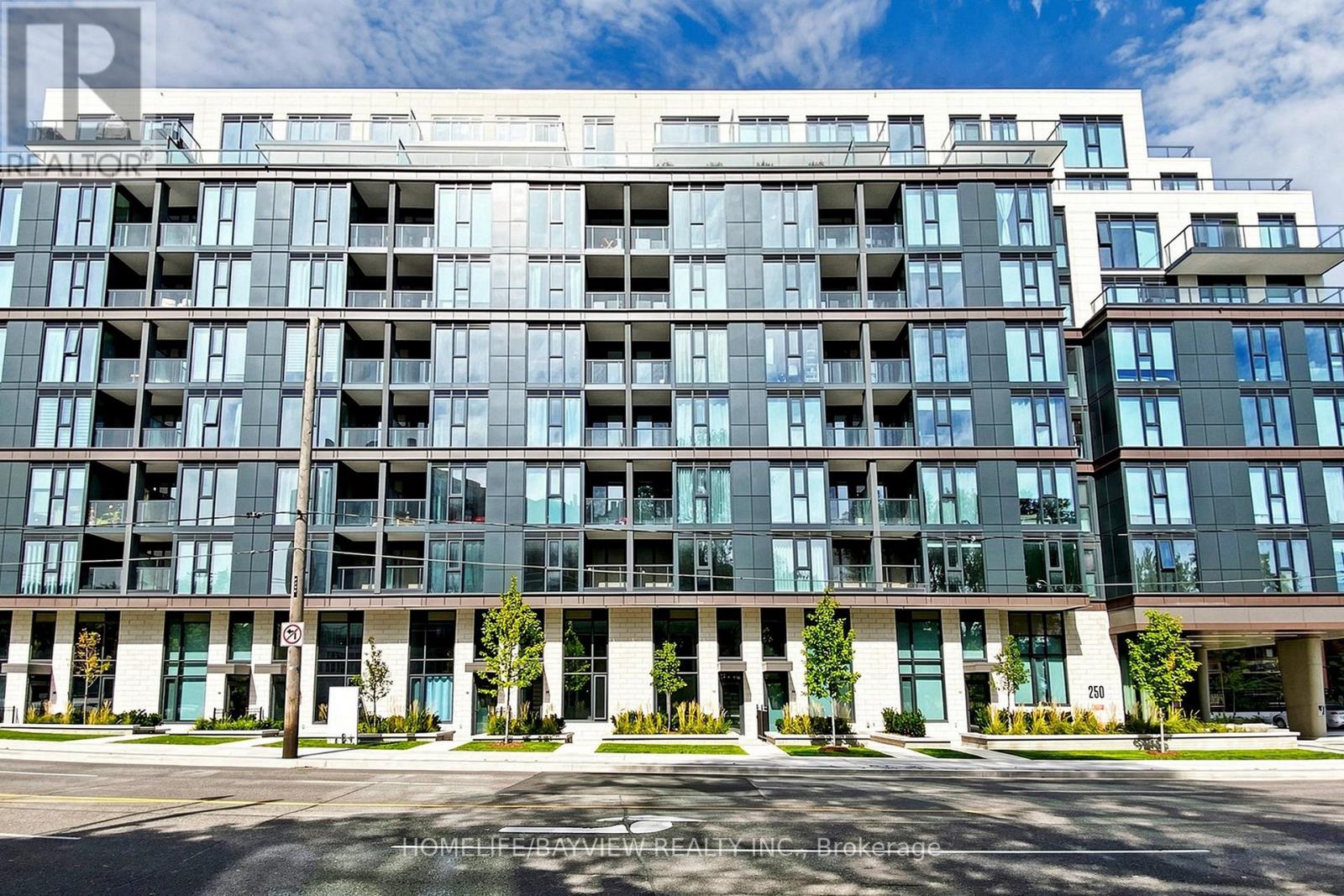 605 - 250 LAWRENCE AVENUE W, Toronto, Ontario