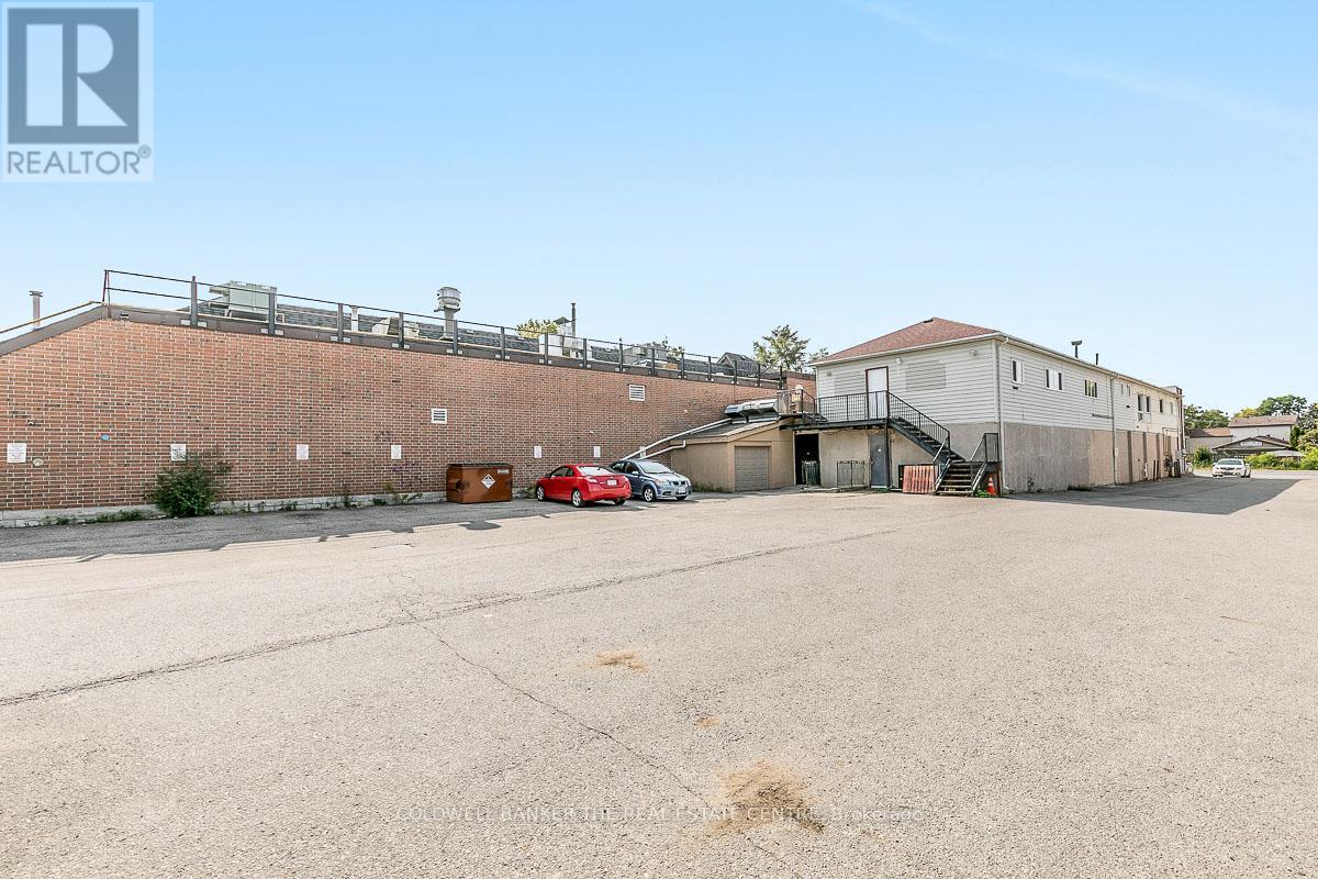 19423 Yonge Street, East Gwillimbury, Ontario  L9N 1L8 - Photo 8 - N12630978