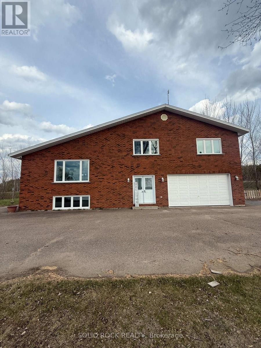 86 TOWNSHIP PARK ROAD, North Algona Wilberforce, Ontario