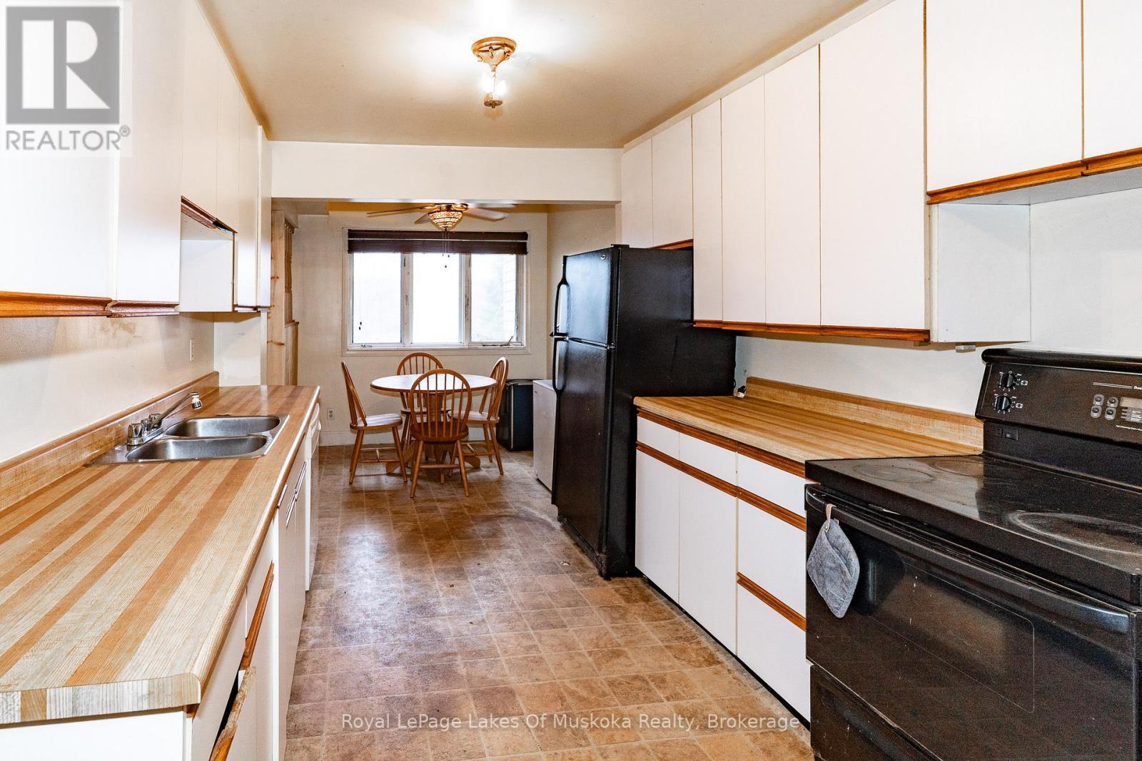 88 North Deer Lake Road, Huntsville (Stephenson), Ontario  P0B 1L0 - Photo 9 - X13094672