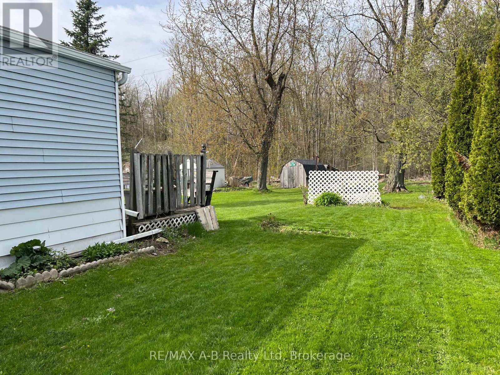 123 Ash Street, Perth East, Ontario  N5A 6S6 - Photo 3 - X13094772