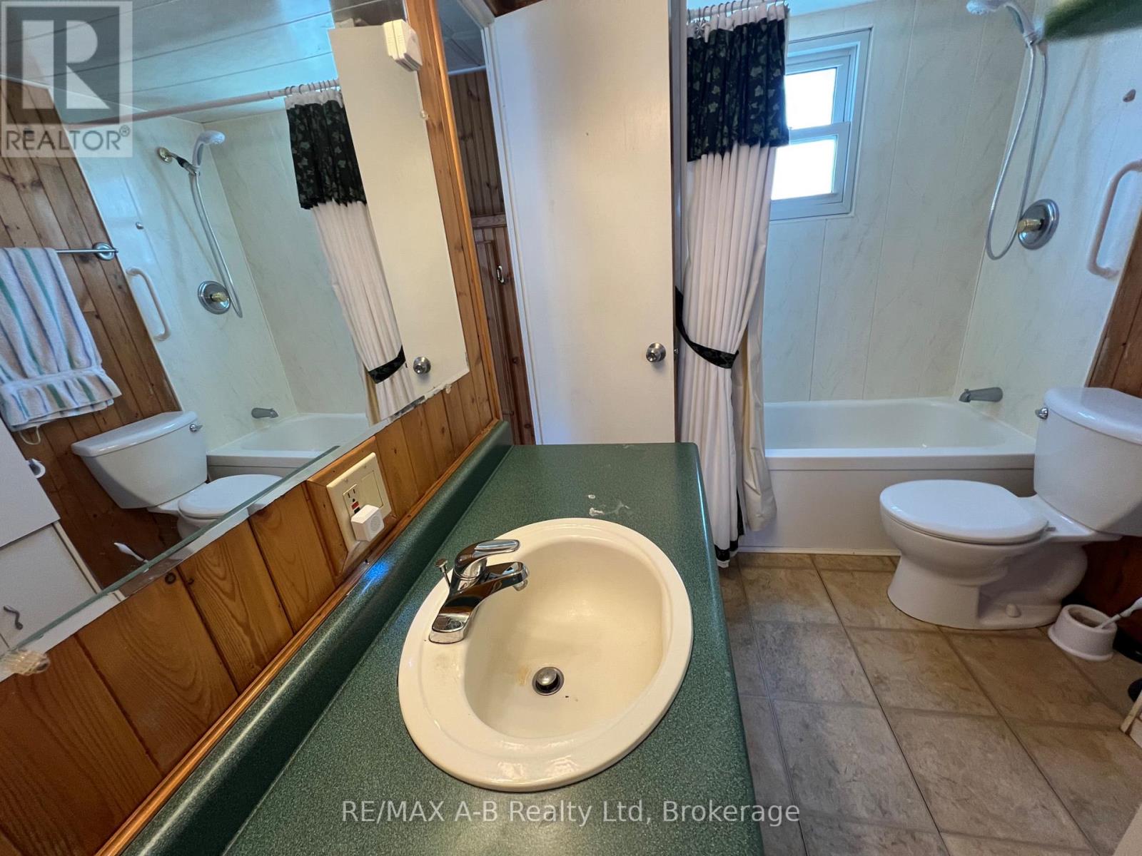 123 Ash Street, Perth East, Ontario  N5A 6S6 - Photo 36 - X13094772