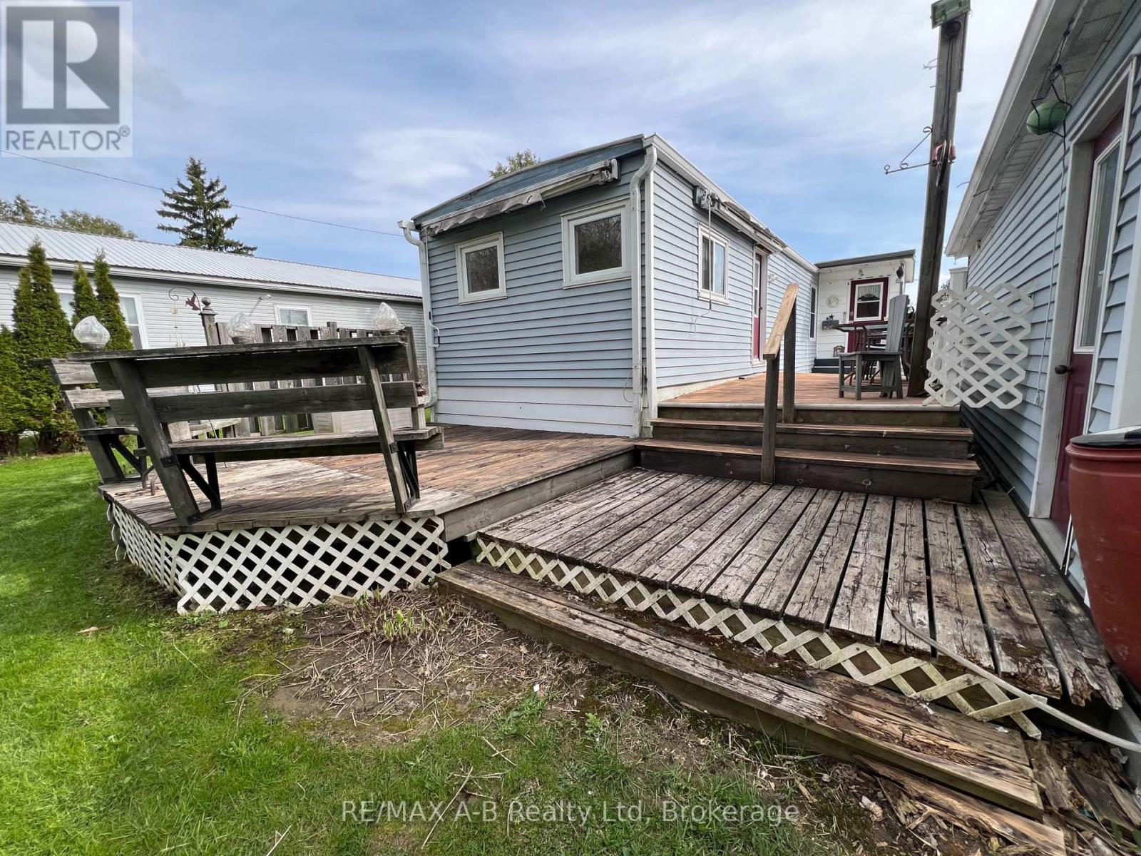 123 Ash Street, Perth East, Ontario  N5A 6S6 - Photo 9 - X13094772
