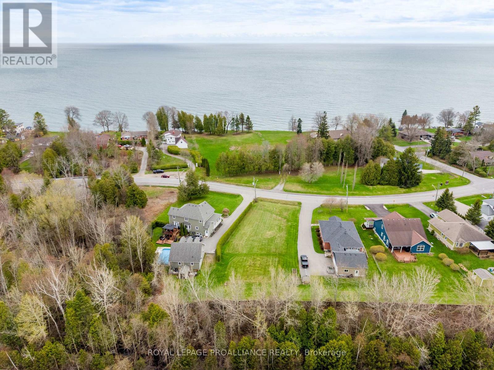 756 KING STREET W, Cobourg, Ontario