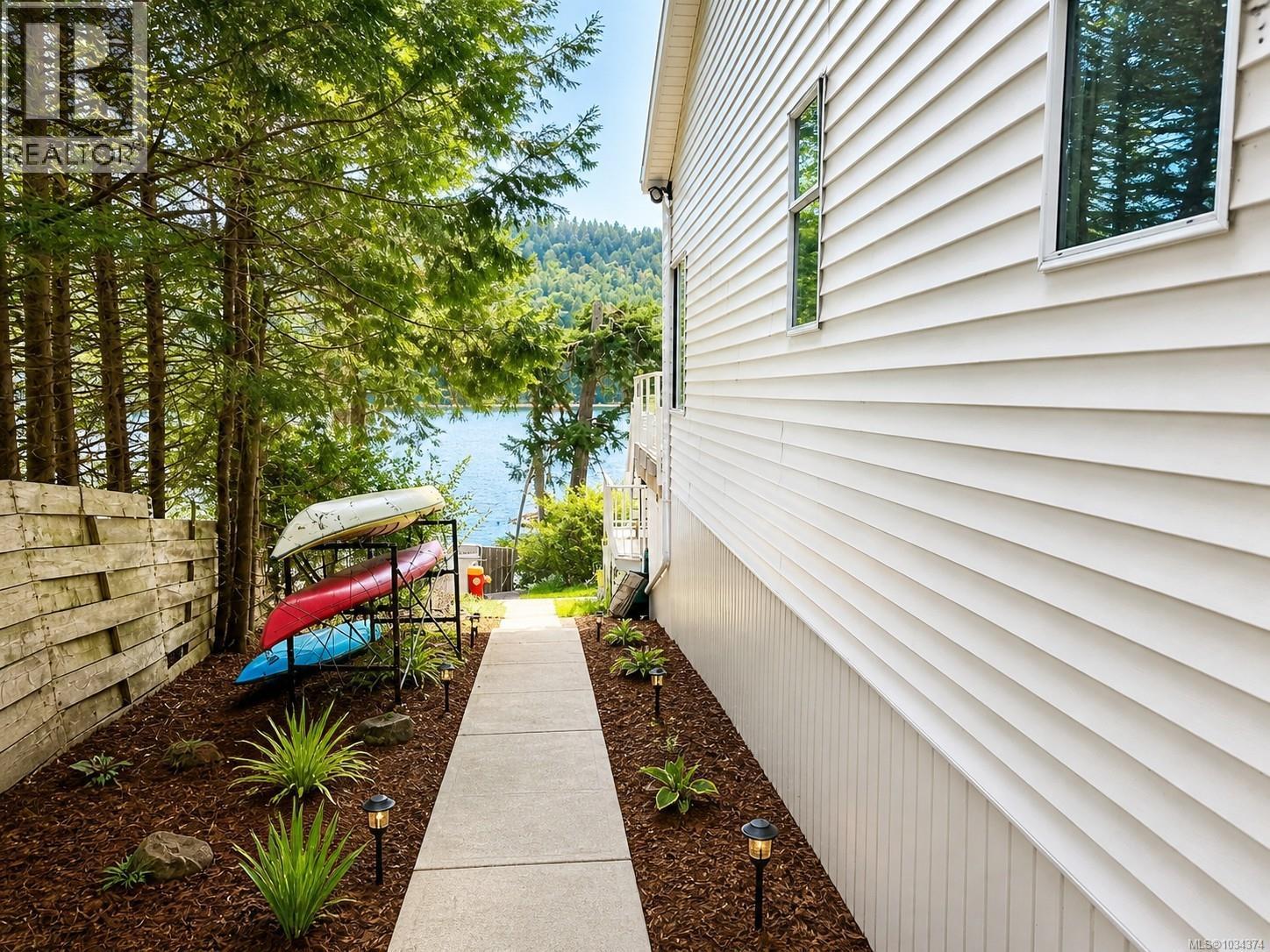 558 Weathers Way, Mudge Island, British Columbia  V0R 1X6 - Photo 33 - 1034374