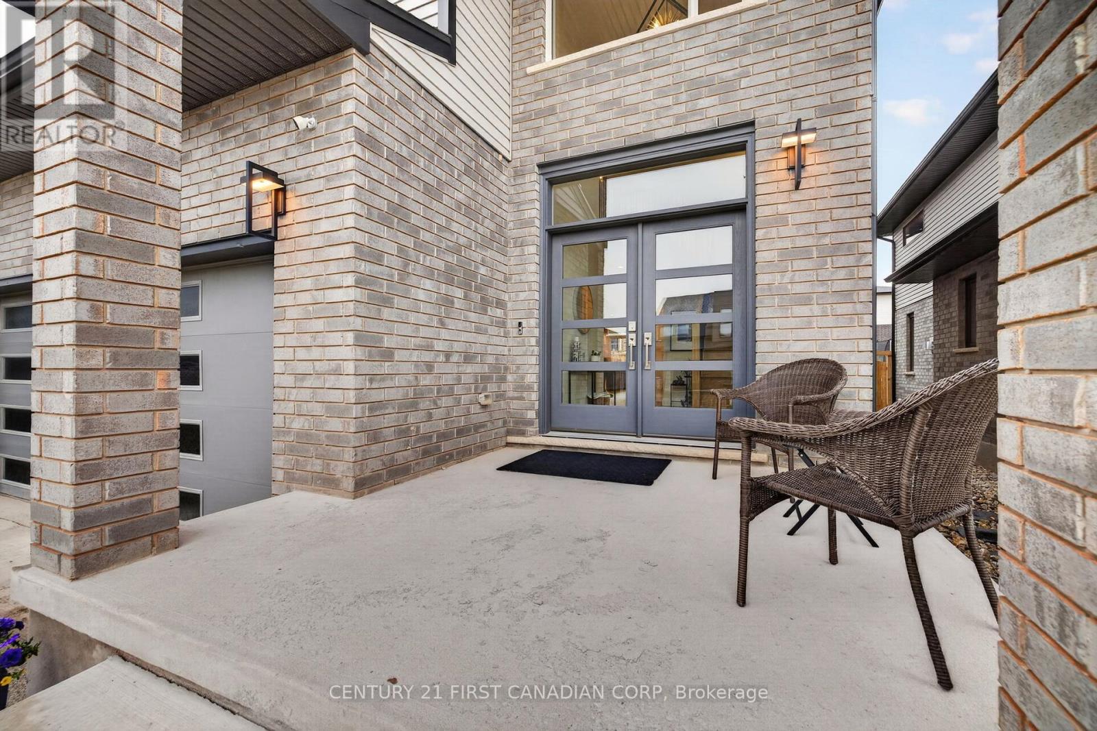 20 Locky Lane, Middlesex Centre, Ontario  N0L 1R0 - Photo 3 - X13094730