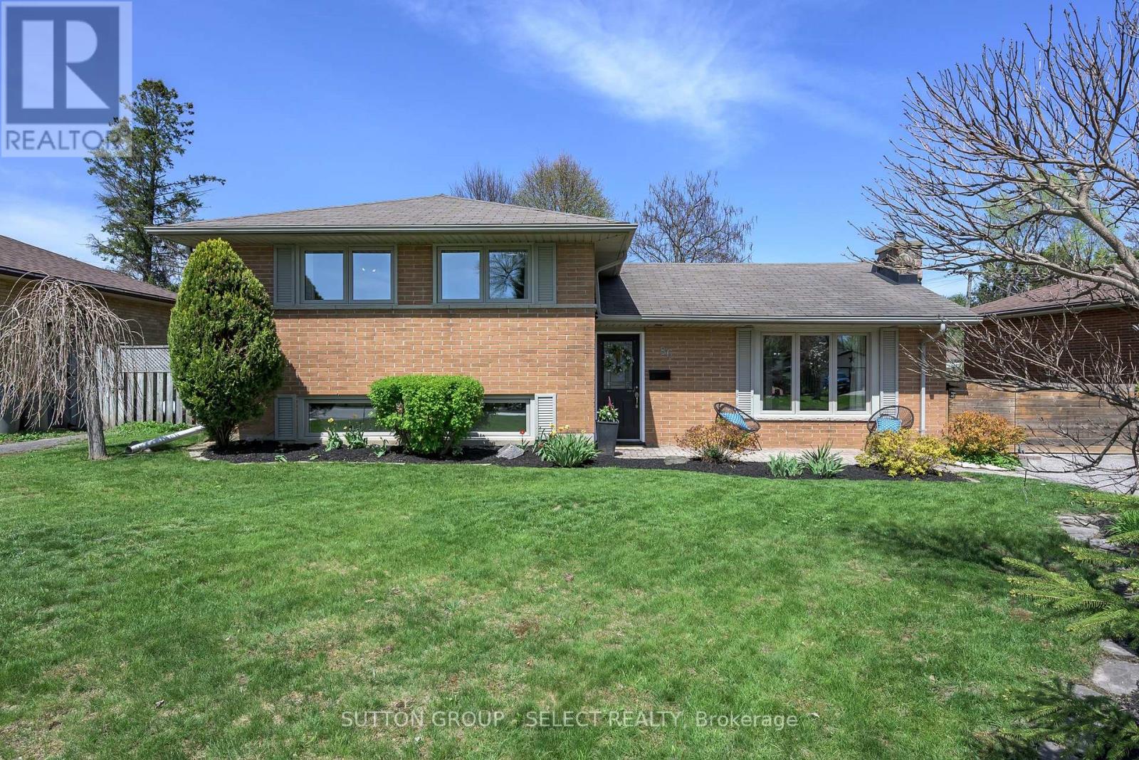 86 TEWKSBURY CRESCENT, London East, Ontario
