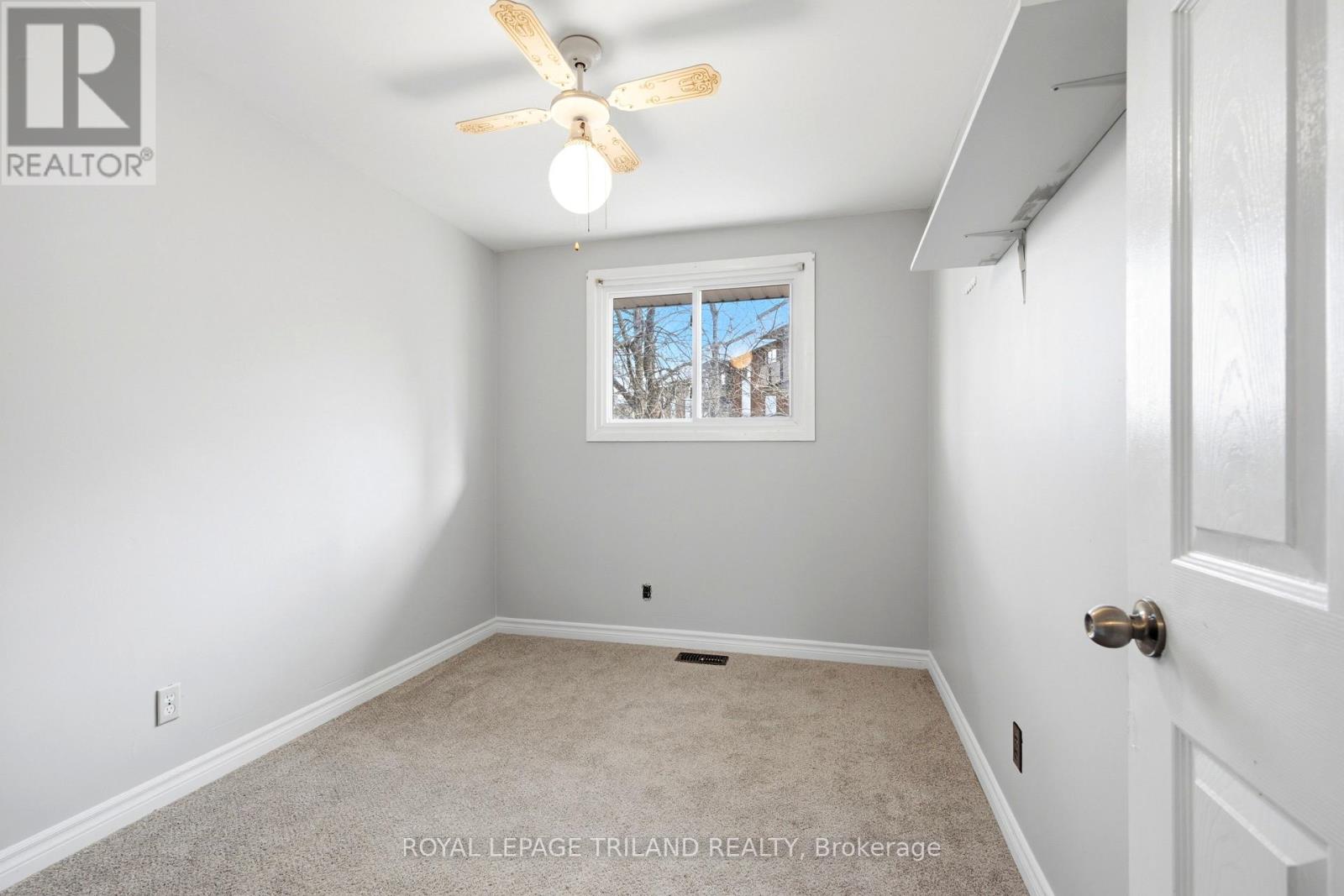 A - 195b Cedarvale Crescent, Waterloo, Ontario  N2L 4T3 - Photo 11 - X13094846