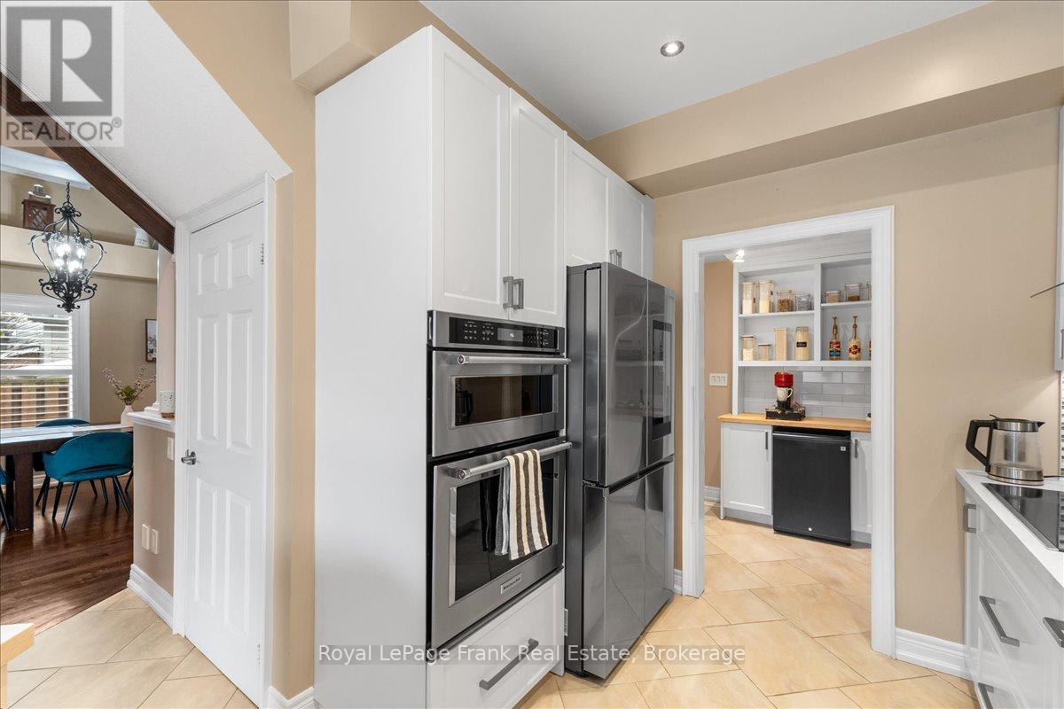 67 Scadding Avenue, Whitby, Ontario  L1N 9X3 - Photo 17 - E13094670