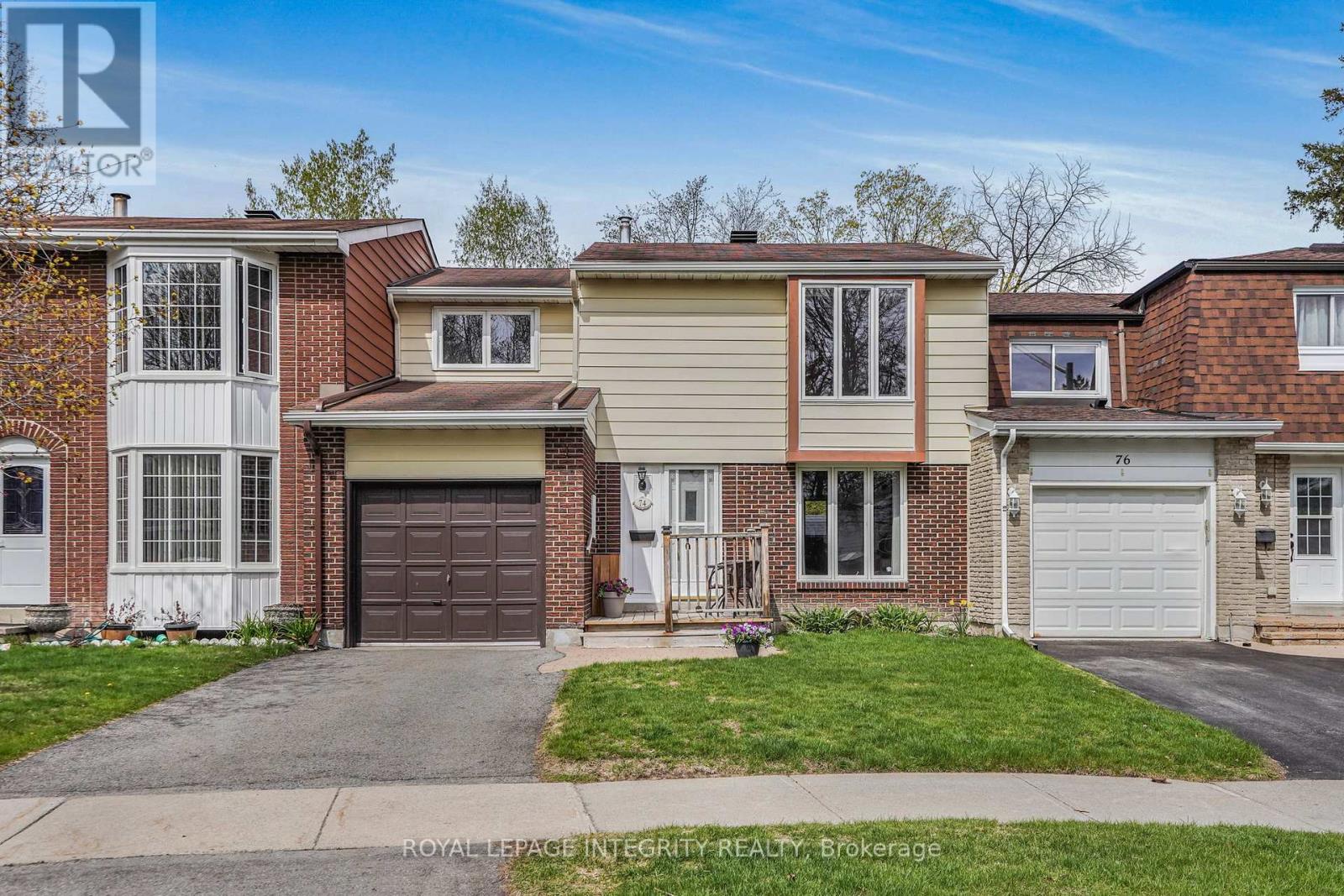 74 VALEWOOD CRESCENT, Ottawa, Ontario