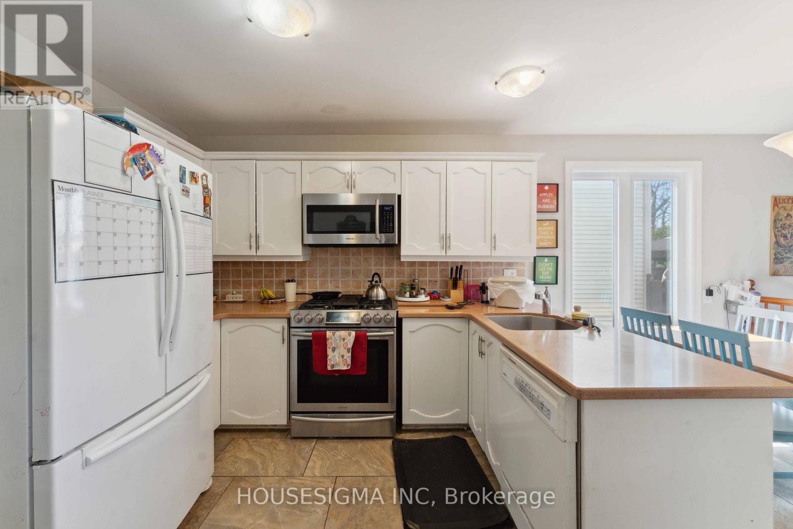 1278 Gregory Court, Ottawa, Ontario  K1J 9B2 - Photo 12 - X13094692