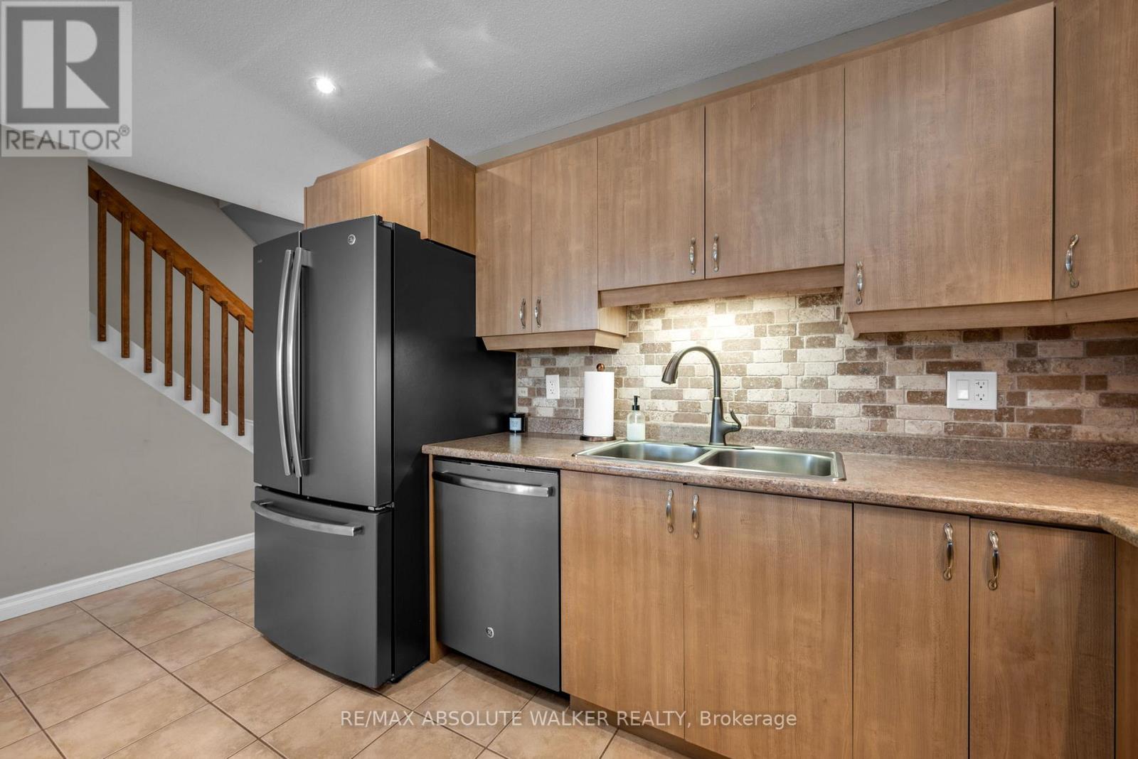 2593 Raymond Street, Clarence-Rockland, Ontario  K4K 0B6 - Photo 10 - X13094824