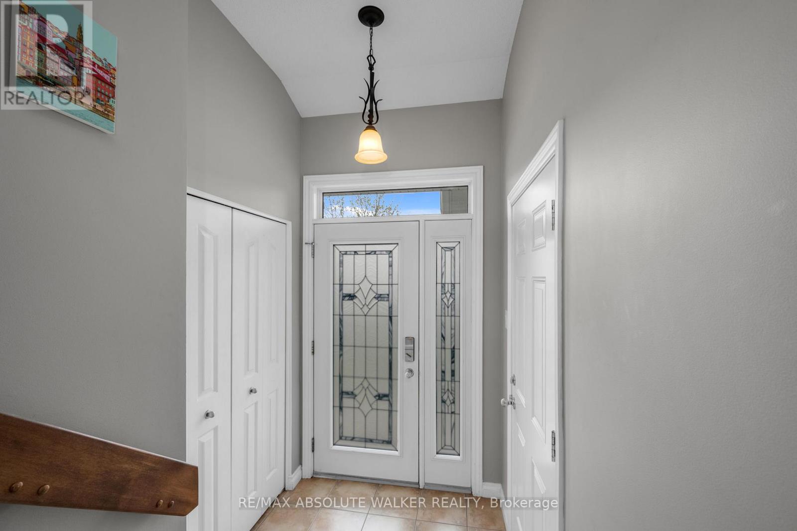 2593 Raymond Street, Clarence-Rockland, Ontario  K4K 0B6 - Photo 2 - X13094824