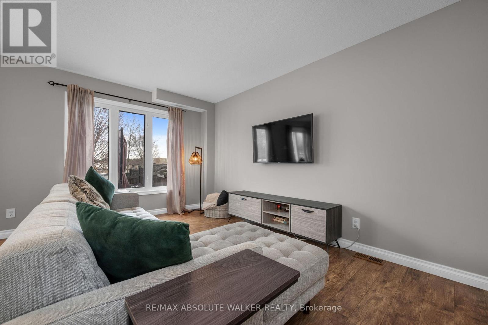 2593 Raymond Street, Clarence-Rockland, Ontario  K4K 0B6 - Photo 4 - X13094824