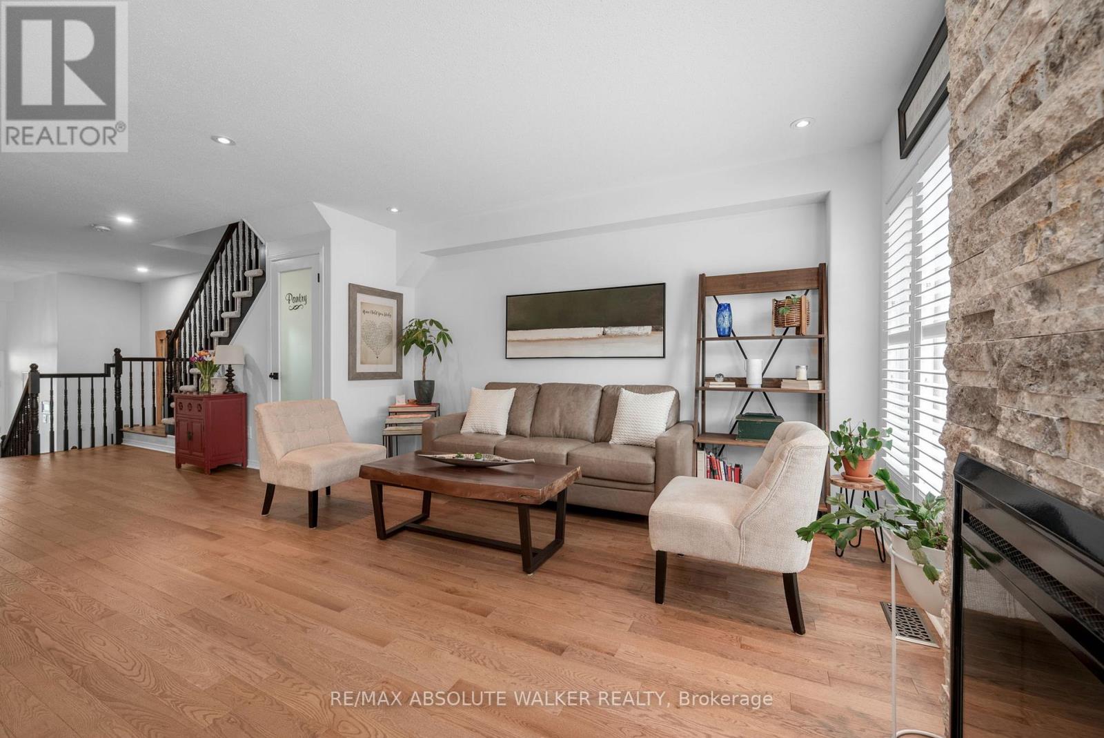 279 Parkrose Private, Ottawa, Ontario  K4A 0N8 - Photo 4 - X13094886