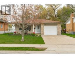 638 GLEN FORREST Boulevard, Waterloo, Ontario