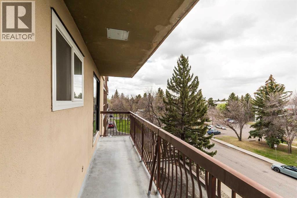 419, 5 Berkeley Place W, Lethbridge, Alberta  T1K 5M9 - Photo 15 - A2307011
