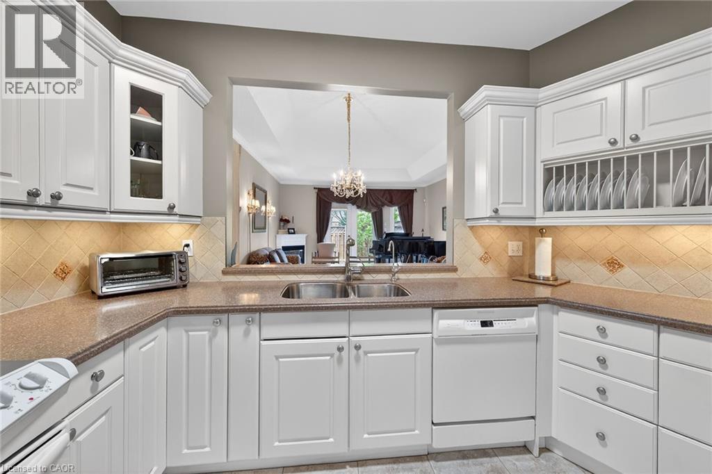 44 Twentyplace Boulevard, Mount Hope, Ontario  L0R 1W0 - Photo 10 - 40827075