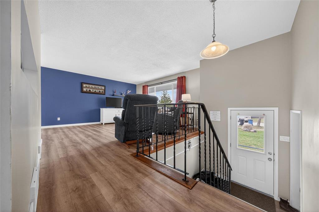 47 Manorview Close, Winnipeg, Manitoba  R2P 0B4 - Photo 1 - 202609696