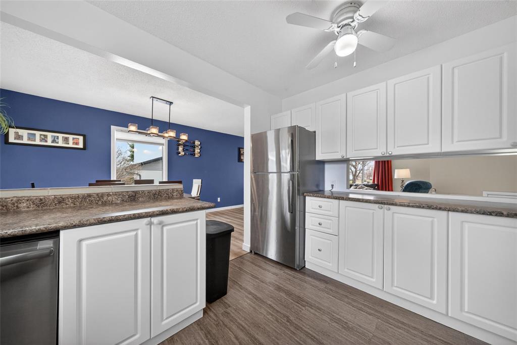 47 Manorview Close, Winnipeg, Manitoba  R2P 0B4 - Photo 10 - 202609696
