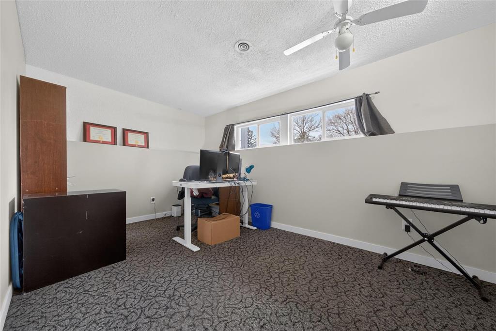 47 Manorview Close, Winnipeg, Manitoba  R2P 0B4 - Photo 34 - 202609696