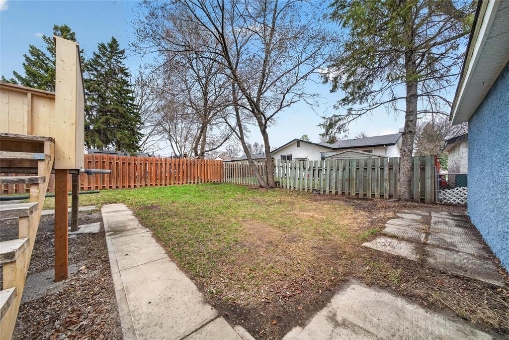 47 Manorview Close, Winnipeg, Manitoba  R2P 0B4 - Photo 39 - 202609696